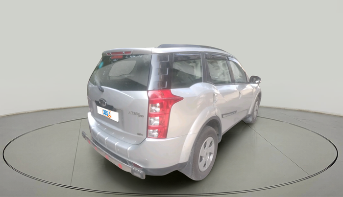 2015 Mahindra XUV500 W6, Diesel, Manual, 1,09,962 km, exterior