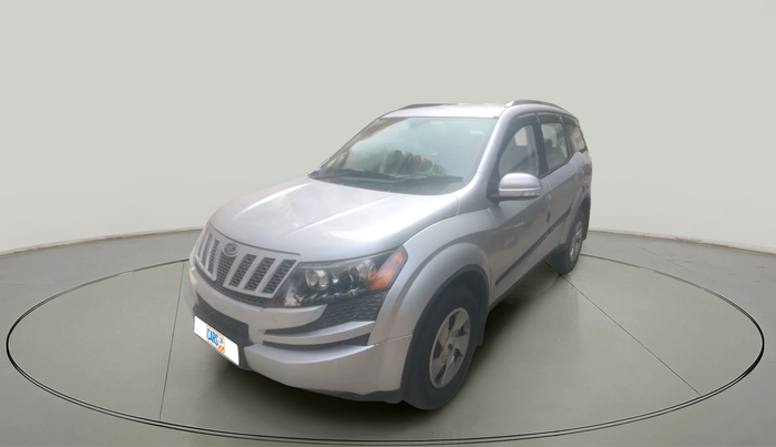 2015 Mahindra XUV500 W6, Diesel, Manual, 1,09,962 km, exterior