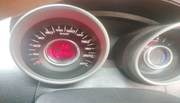 2015 Mahindra XUV500 W6, Diesel, Manual, 1,09,962 km, interior