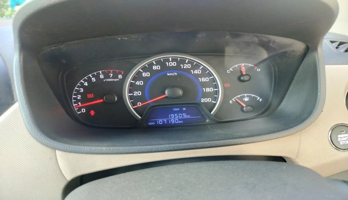 2014 Hyundai Grand i10 SPORTZ 1.2 KAPPA VTVT, Petrol, Manual, 1,07,190 km, interior