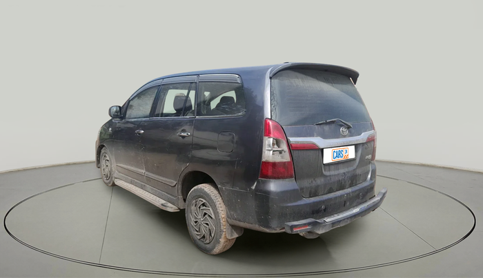 2015 Toyota Innova 2.5 GX 8 STR, Diesel, Manual, 1,46,775 km, exterior