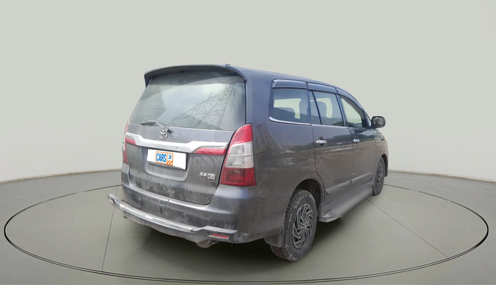 2015 Toyota Innova 2.5 GX 8 STR, Diesel, Manual, 1,46,775 km, exterior