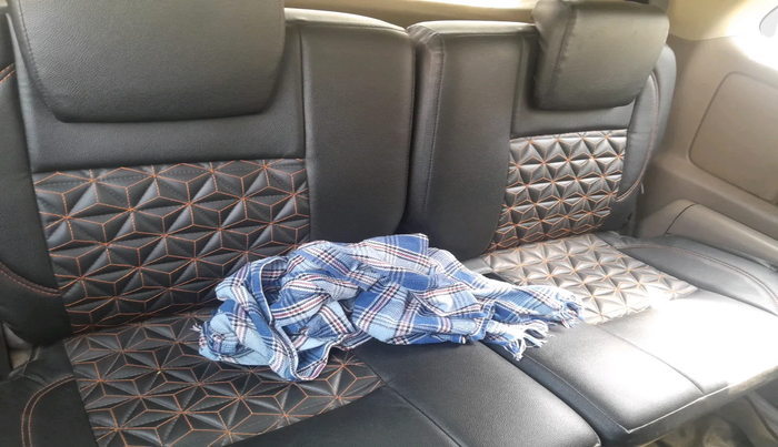 2015 Toyota Innova 2.5 GX 8 STR, Diesel, Manual, 1,46,775 km, interior