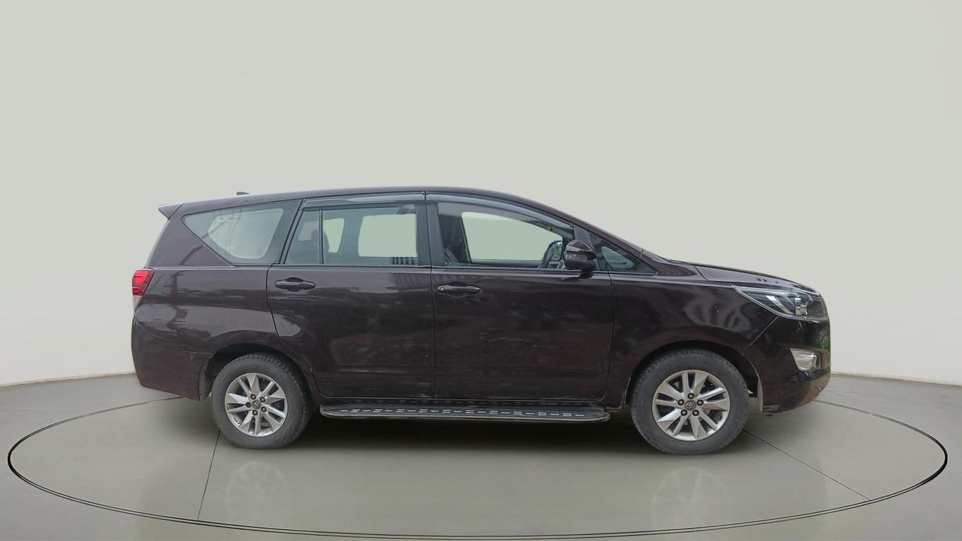 2016 Toyota Innova Crysta 2.8 GX AT 8 STR, Diesel, Automatic, 1,23,750 km, exterior