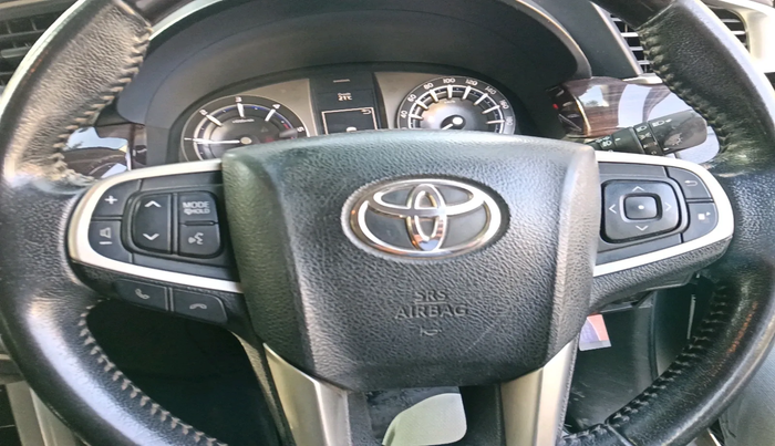 2018 Toyota Innova Crysta 2.4 VX 8 STR, Diesel, Manual, 89,486 km, interior