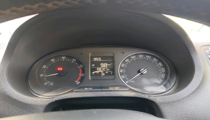 2017 Skoda Rapid AMBITION 1.6 MPI MT, Petrol, Manual, 1,08,727 km, interior