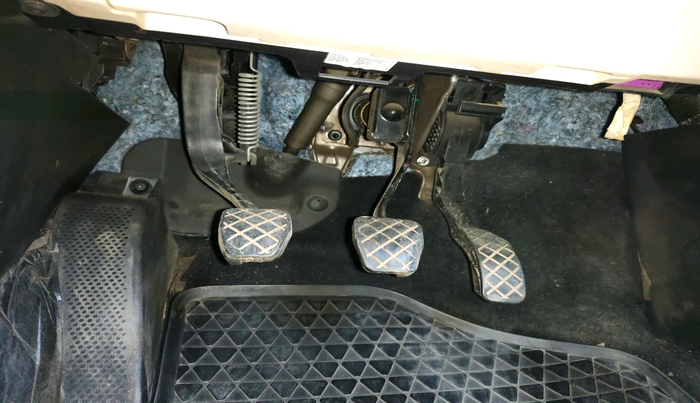 2017 Skoda Rapid AMBITION 1.6 MPI MT, Petrol, Manual, 1,08,727 km, interior