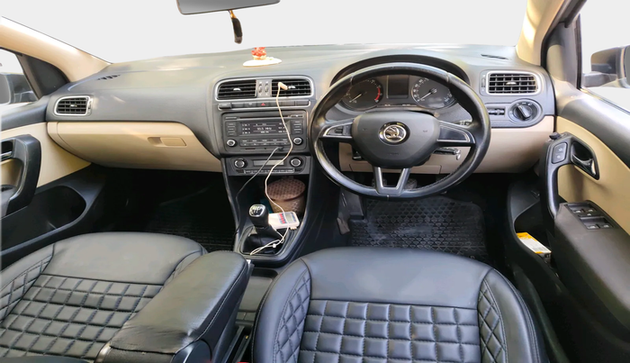 2017 Skoda Rapid AMBITION 1.6 MPI MT, Petrol, Manual, 1,08,727 km, interior