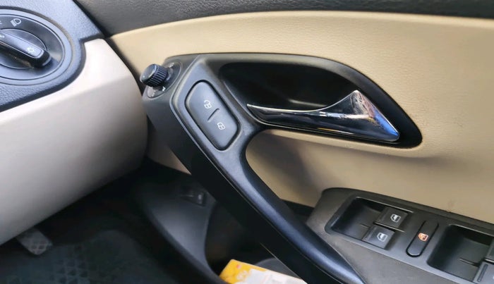 2017 Skoda Rapid AMBITION 1.6 MPI MT, Petrol, Manual, 1,08,727 km, interior