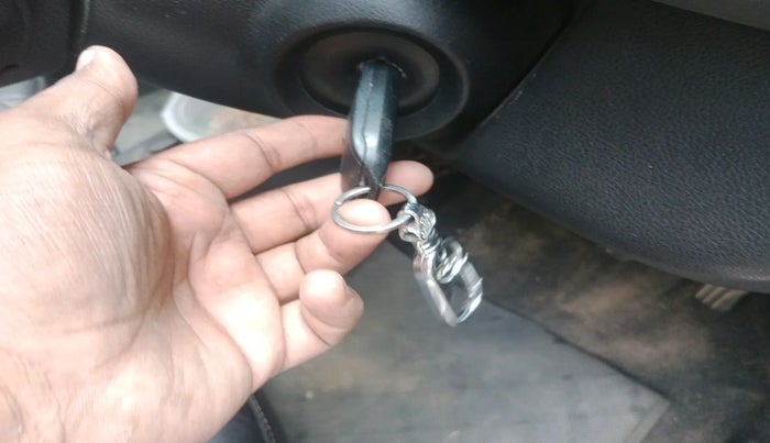 2017 Renault Kwid RXT 1.0 AMT (O), Petrol, Automatic, 96,672 km, interior