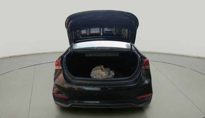 2018 Hyundai Verna 1.6 CRDI SX + AT, Diesel, Automatic, 1,22,878 km, exterior