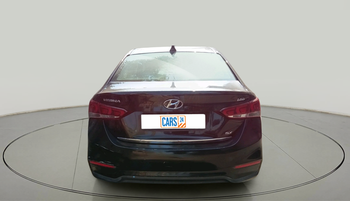 2018 Hyundai Verna 1.6 CRDI SX + AT, Diesel, Automatic, 1,22,878 km, exterior