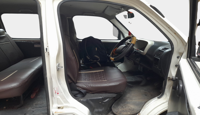 2017 Maruti Eeco 5 STR WITH A/C+HTR, Petrol, Manual, 1,23,601 km, interior