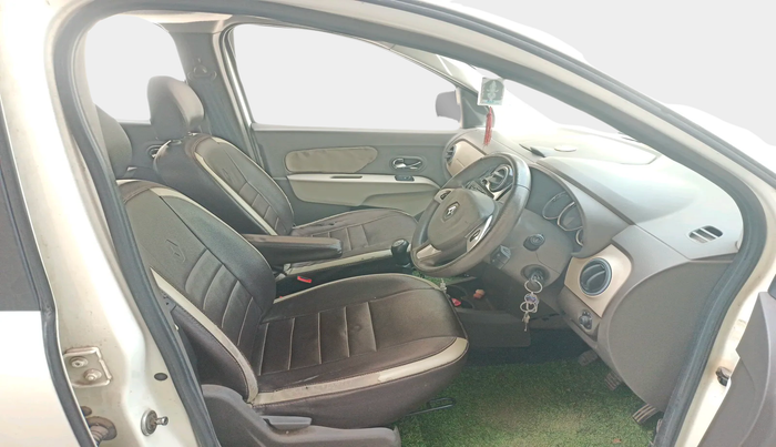 2015 Renault Lodgy 85 PS RXL, Diesel, Manual, 94,335 km, interior