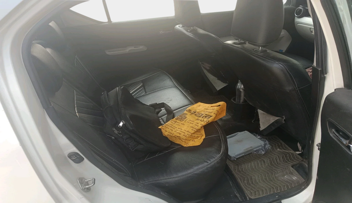 2017 Maruti IGNIS DELTA 1.2, Petrol, Manual, 2,31,884 km, interior