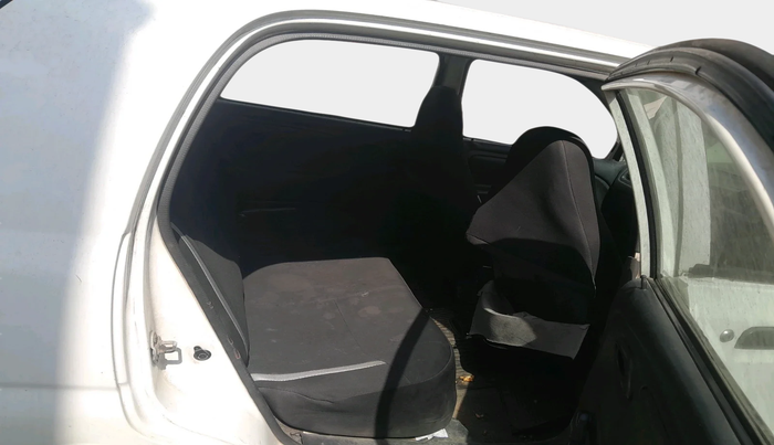 2011 Maruti Alto LXI, CNG, Manual, 1,09,143 km, interior