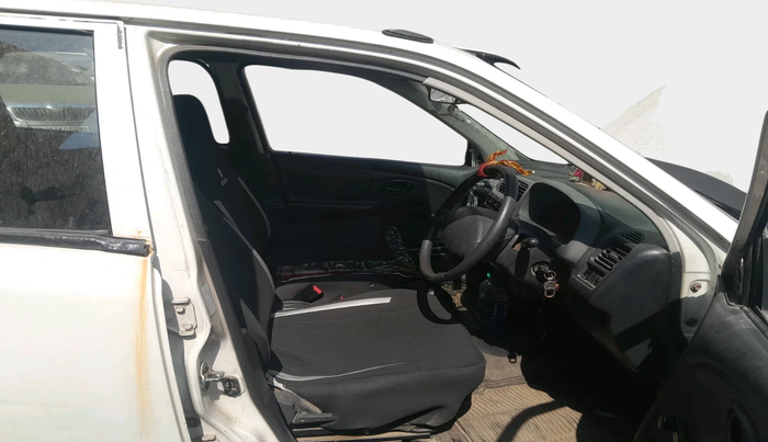 2011 Maruti Alto LXI, CNG, Manual, 1,09,143 km, interior