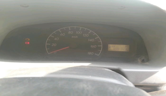 2011 Maruti Alto LXI, CNG, Manual, 1,09,143 km, interior