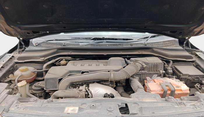 2019 Mahindra XUV300 W8 (O) 1.5 DIESEL, Diesel, Manual, 1,25,000 km, exterior