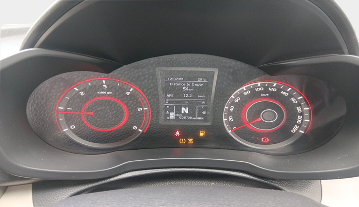 2019 Mahindra XUV300 W8 (O) 1.5 DIESEL, Diesel, Manual, 1,25,000 km, interior