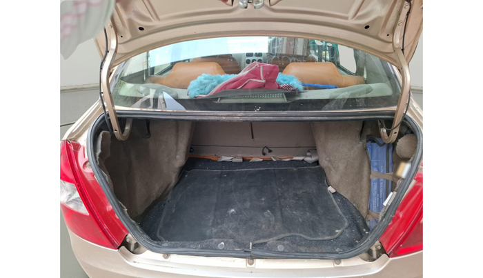 2010 Tata Indigo CS GLS, Petrol, Manual, 48,402 km, exterior