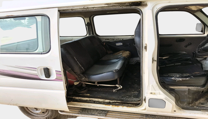 2016 Maruti Eeco 5 STR WITH A/C+HTR, Petrol, Manual, 2,19,627 km, interior