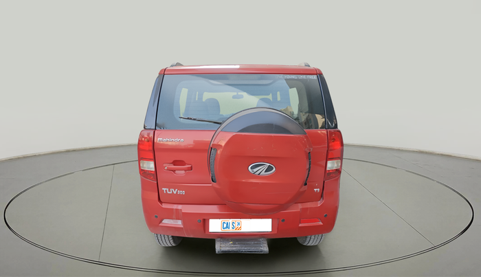 2016 Mahindra TUV300 T8, Diesel, Manual, 80,881 km, exterior