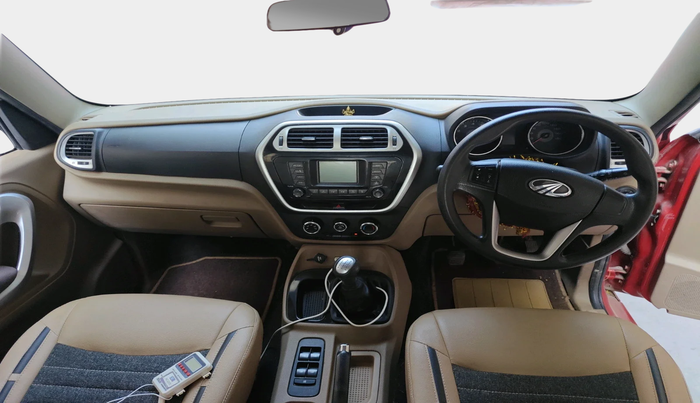 2016 Mahindra TUV300 T8, Diesel, Manual, 80,881 km, interior