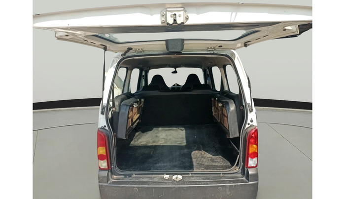 2021 Maruti Eeco 5 STR AC CNG, Petrol, Manual, 38,201 km, exterior