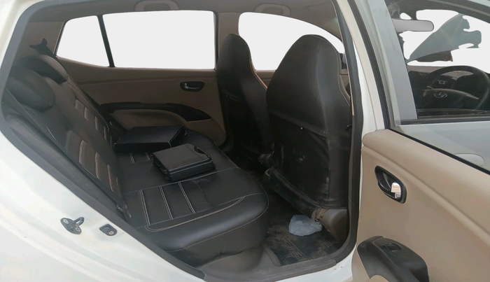 2012 Hyundai i10 SPORTZ 1.2, Petrol, Manual, 80,760 km, interior