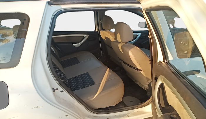 2014 Renault Duster 85 PS RXL DIESEL, Diesel, Manual, 2,17,457 km, interior