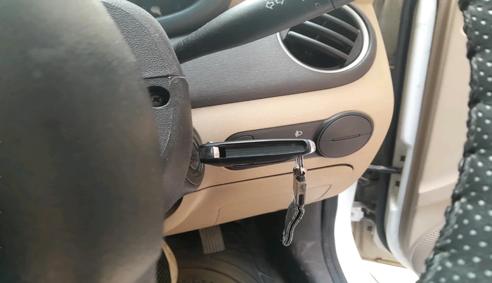 2010 Hyundai i10 MAGNA 1.2, Petrol, Manual, 1,13,606 km, interior