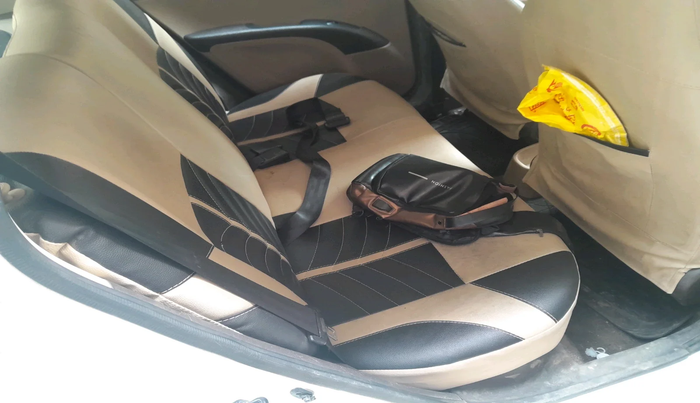 2010 Hyundai i10 MAGNA 1.2, Petrol, Manual, 1,13,606 km, interior