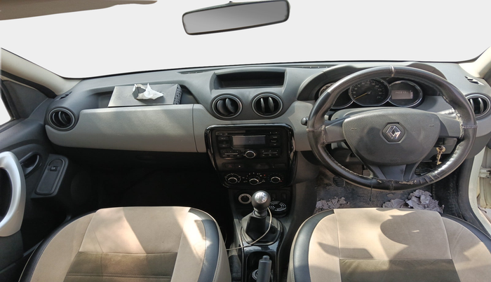2014 Renault Duster 110 PS RXL 4X4 MT DIESEL, Diesel, Manual, 1,40,313 km, interior
