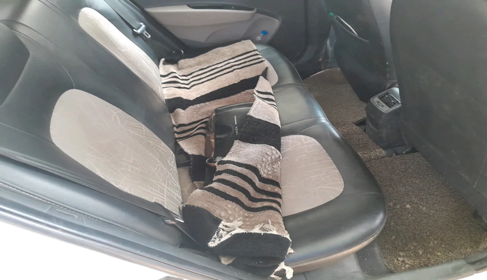 2017 Hyundai Grand i10 MAGNA 1.2 KAPPA VTVT, Petrol, Manual, 1,08,792 km, interior