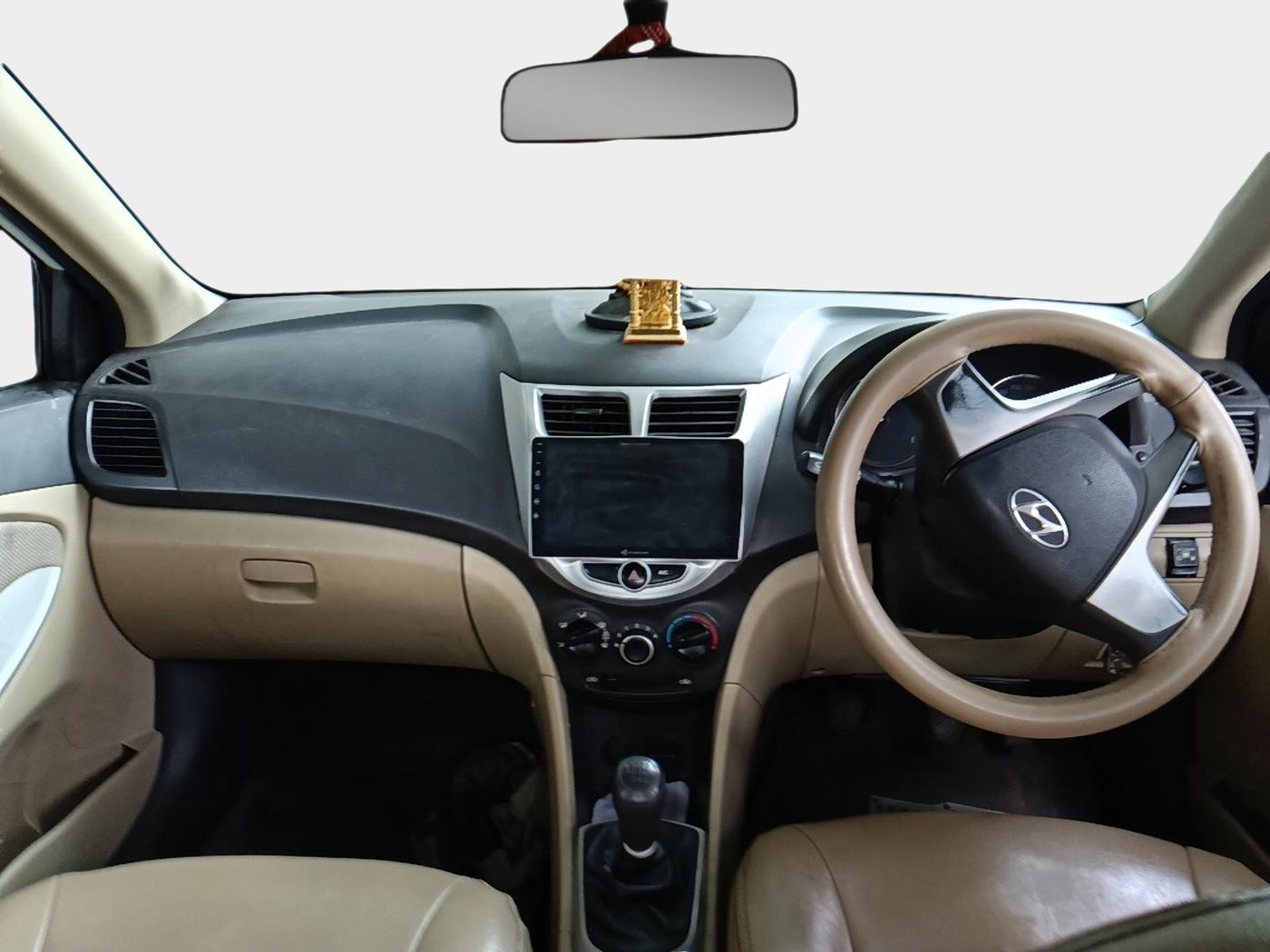 2012 Hyundai Verna FLUIDIC 1.4 VTVT, Petrol, Manual, 1,63,763 km, interior
