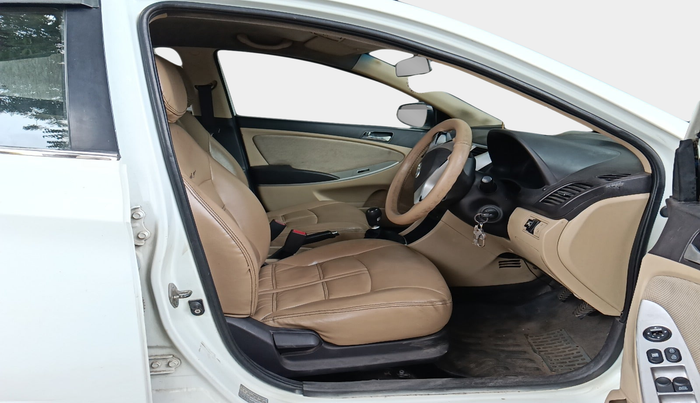 2012 Hyundai Verna FLUIDIC 1.4 VTVT, Petrol, Manual, 1,63,763 km, interior