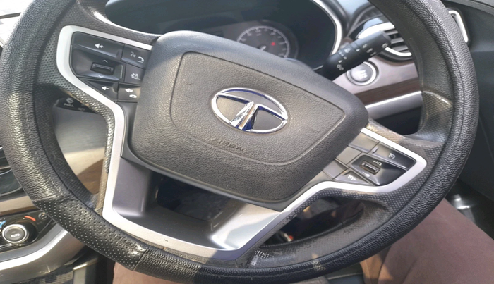 2022 Tata Harrier XTA 2.0L KRYOTEC PLUS, Diesel, Automatic, 84,274 km, interior