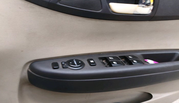 2012 Hyundai i20 MAGNA (O) 1.4 CRDI, Diesel, Manual, 1,02,650 km, interior