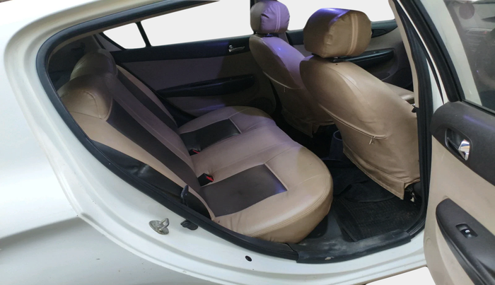 2012 Hyundai i20 MAGNA (O) 1.4 CRDI, Diesel, Manual, 1,02,650 km, interior