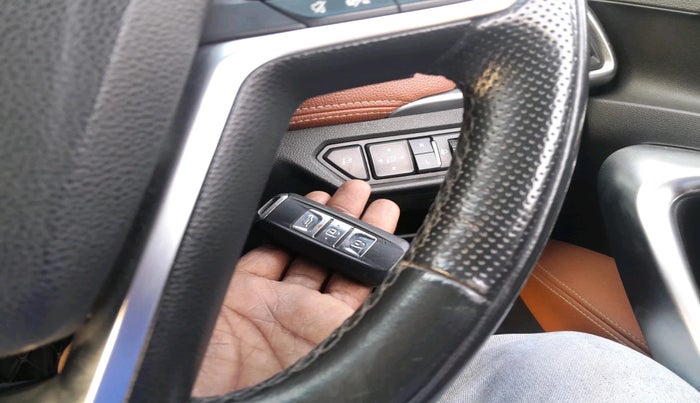 2020 MG HECTOR PLUS SHARP 1.5 PETROL TURBO DCT 6-STR, Petrol, Automatic, 63,350 km, interior