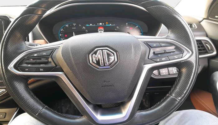 2020 MG HECTOR PLUS SHARP 1.5 PETROL TURBO DCT 6-STR, Petrol, Automatic, 63,350 km, interior