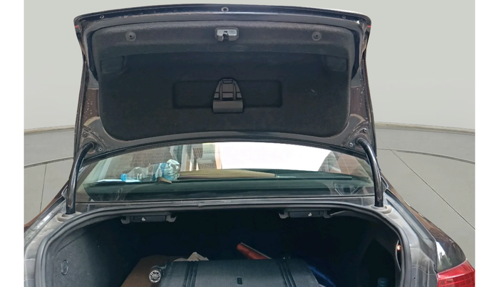 2012 Volkswagen Passat HIGHLINE DSG, Diesel, Automatic, 1,33,314 km, exterior