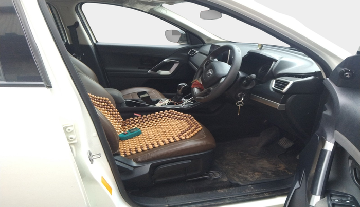 2020 Tata Harrier XMA 2.0L KRYOTEC, Diesel, Automatic, 1,25,271 km, interior
