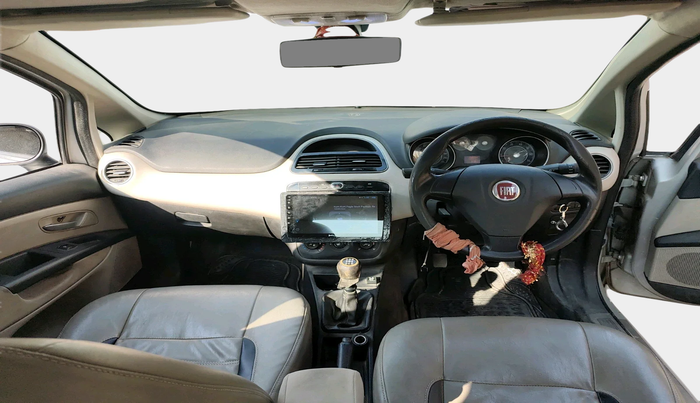 2015 Fiat Linea ACTIVE T JET, Petrol, Manual, 1,08,524 km, interior