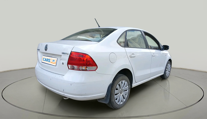 2013 Volkswagen Vento COMFORTLINE 1.6, Petrol, Manual, 1,14,253 km, exterior