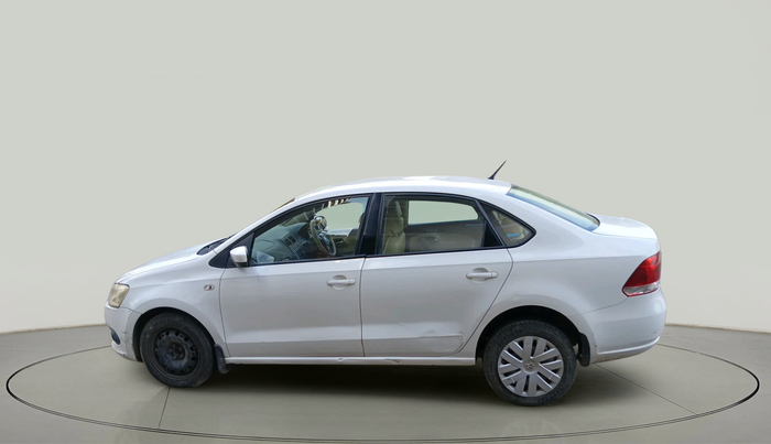 2013 Volkswagen Vento COMFORTLINE 1.6, Petrol, Manual, 1,14,253 km, exterior