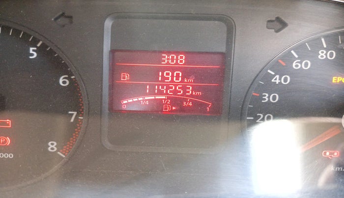 2013 Volkswagen Vento COMFORTLINE 1.6, Petrol, Manual, 1,14,253 km, interior