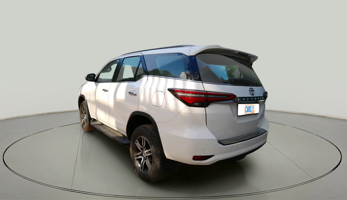 2022 Toyota Fortuner 4X2 MT 2.8 DIESEL, Diesel, Manual, 46,094 km, exterior