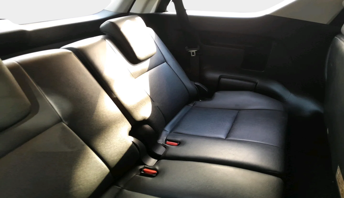 2022 Toyota Fortuner 4X2 MT 2.8 DIESEL, Diesel, Manual, 46,094 km, interior